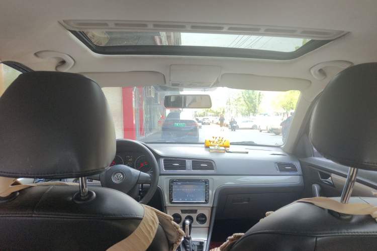 Used Volkswagen Lavida 2013 Restyled Classic 1.6L Automatic Comfort Edition Headliner