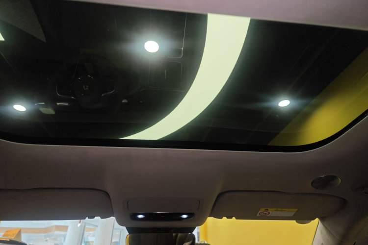 Used Hima AITO M9 2025 Extended-Range Ultra Version 52 kWh 6-Seater
