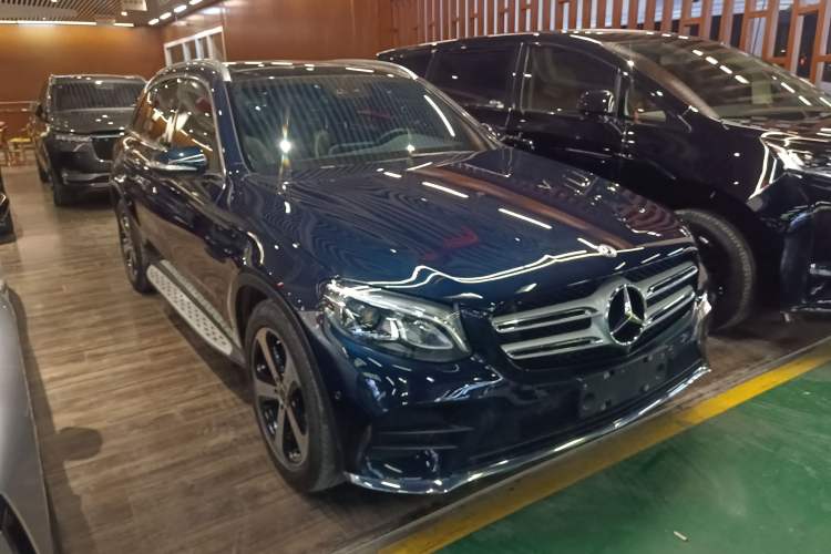 Used Mercedes-Benz GLC 2019 Facelift GLC 260 L 4MATIC Luxury Model