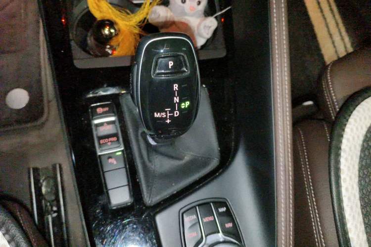 Used BMW X1 2020 sDrive20Li Premium Edition Gear Lever