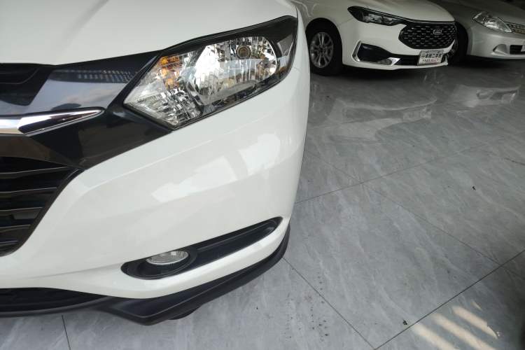 Used Honda Vezel 2016 1.8L CVT Front-Wheel Drive Pioneer Edition Left Front Headlight