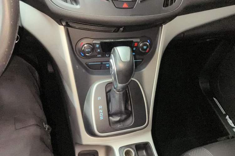 Used Ford Kuga 2015 1.5L GTDi Two-Wheel Drive Fashion Edition Gear Lever
