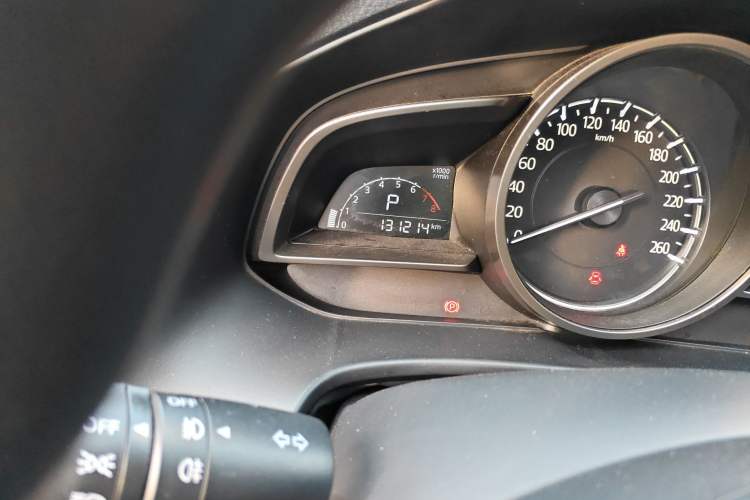 Used Mazda Mazda 3 Axela 2017 Sedan 1.5L Automatic Luxury Model Emission Standard China V