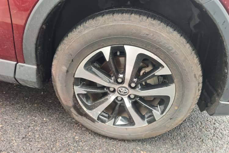 Used Toyota RAV4 2016 2.0L CVT 4x4 New Edition China V Standard Right Front Wheel Hub