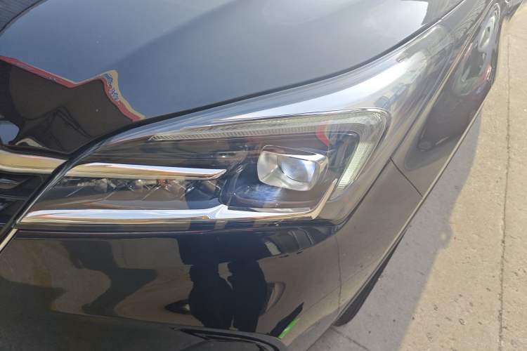 Used Buick Envision 2020 20T Two-Wheel Drive Elite Version