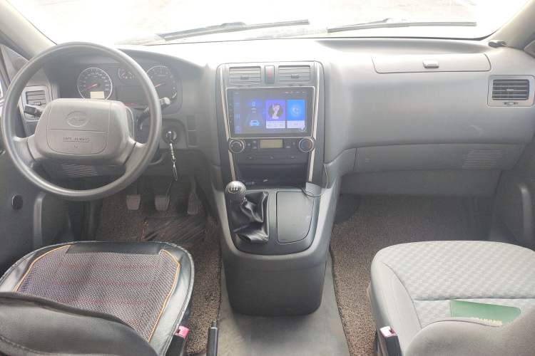 Used Jinbei Express 2017 2.0L Classic Version V19