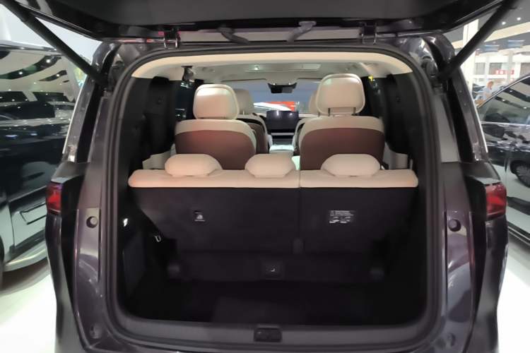 Used BYD Xia 2025 DM-i 1.5T 180km Excellence Model
