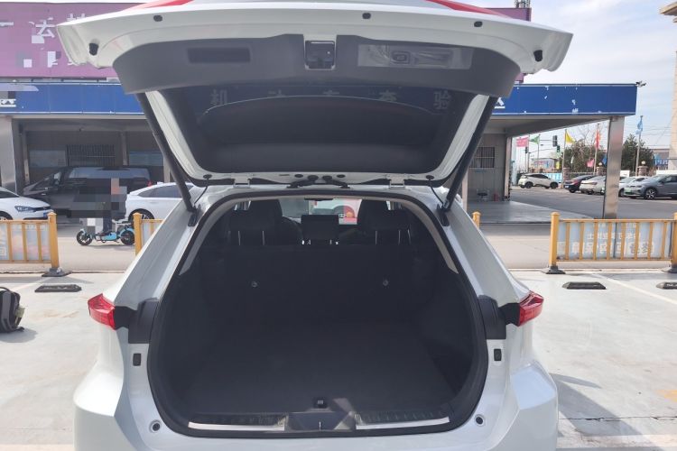 Used Toyota Harrier 2022 2.0L CVT Two-Wheel Drive Deluxe Edition
