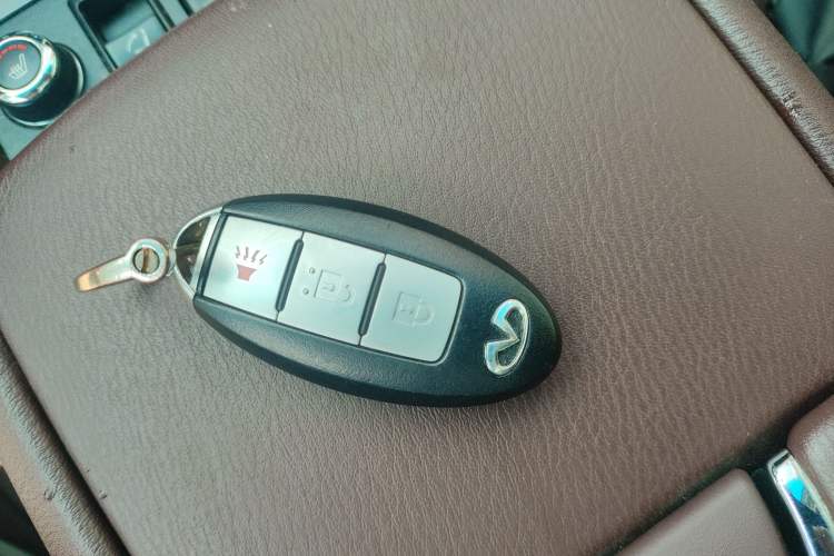 Used Infiniti QX50 2015 2.5L Enjoyment Edition Vehicle Key