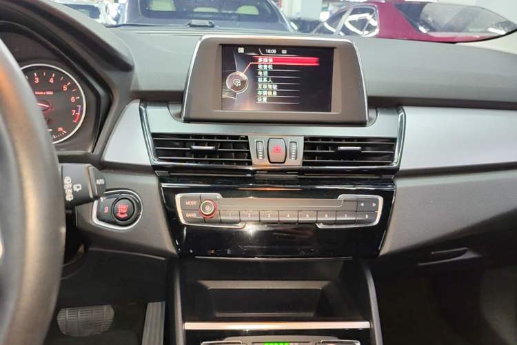 Used BMW 2 Series Active Tourer 2016 218i Fashion Model
