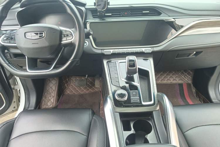 Used Geely Auto Emgrand X7 Sport 2020 1.5TD Automatic Smart Connect PRO Gear Lever