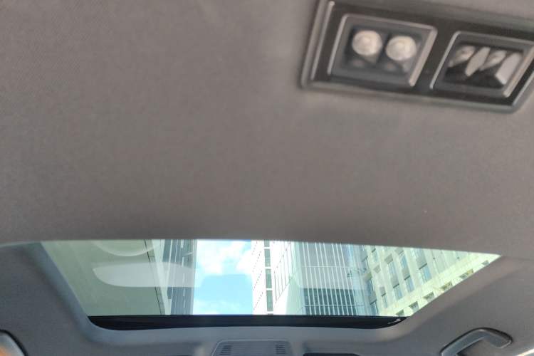 Used Volkswagen Golf 2025 Facelifted II 300TSI R-Line