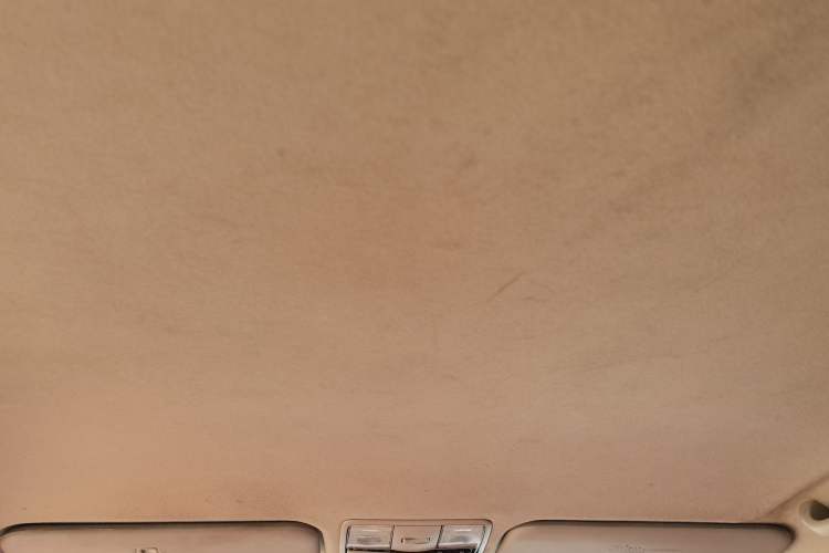 Used Kia K2 2012 Sedan 1.4L MT GLS Commemorative Edition