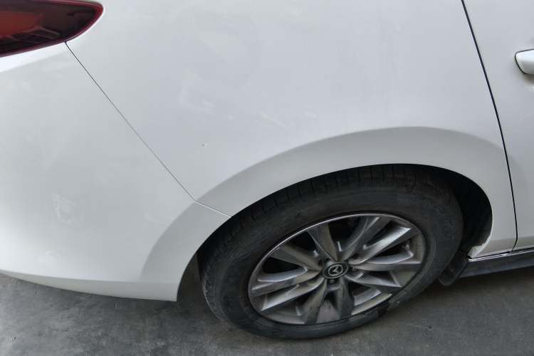 Used Mazda 3 Axela 2023 2.0L Automatic Zhiqing Edition Right Rear Wheel Hub