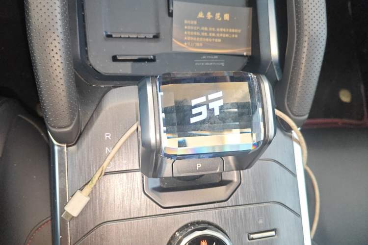 Used JETOUR Traveler 2023 2.0T All-Wheel Drive CrossPRO+ Gear Lever