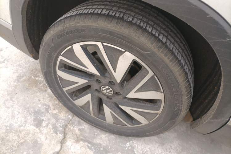 Used Volkswagen Tayron 2024 300TSI Two-Wheel-Drive Luxury Plus Advanced Version
