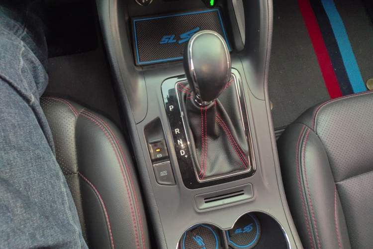 Used Changan CS75 2016 1.8T Automatic Elite Model China V Standard
