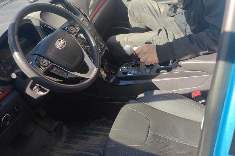 Used BYD Qin New Energy 2014 1.5T Flagship Model
