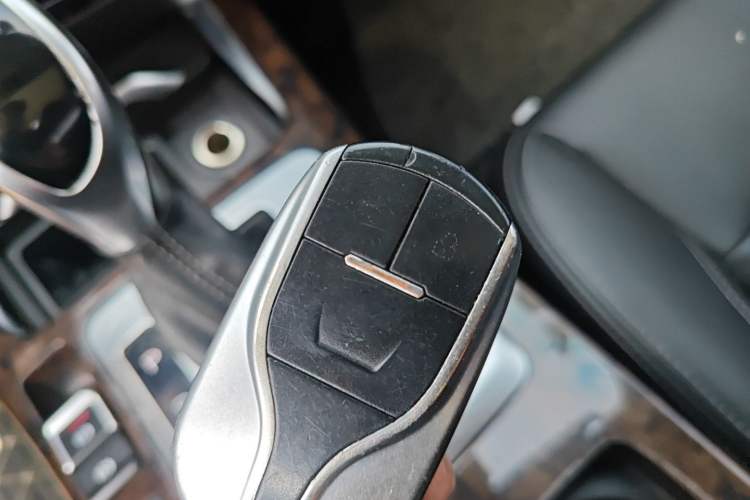 Used Hanteng X7 2016 2.0T DCT Luxury Edition Vehicle Key