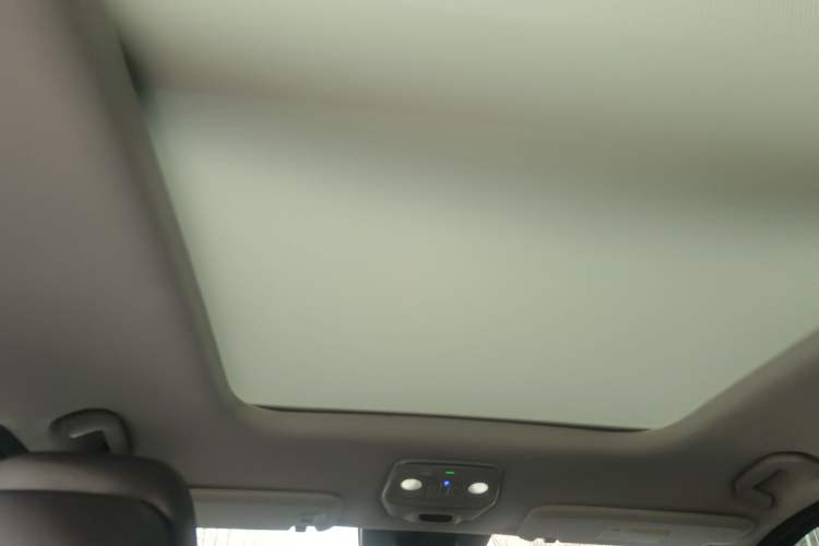 Used Nio ES8 2020 580 km Range Signature Edition Six-Seater Version
