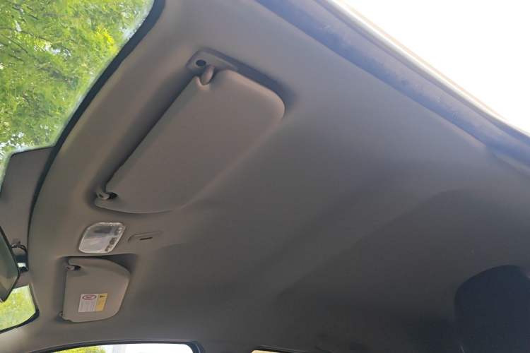 Used Citroen C3-XR 2017 1.6L Automatic Pioneer Model Headliner