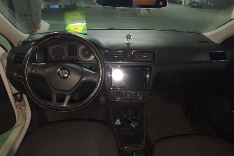 Used Volkswagen Santana 2016 1.4L Manual Fashion Edition Center Console