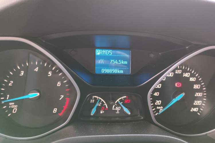 Used Ford Focus 2012 Sedan 1.6L Automatic Comfort Model Instrument Cluster