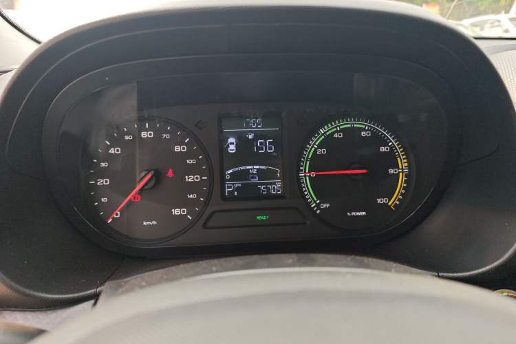 Used Roewe Clever 2021 302 km New Four-Seater Super-Efficient Version
