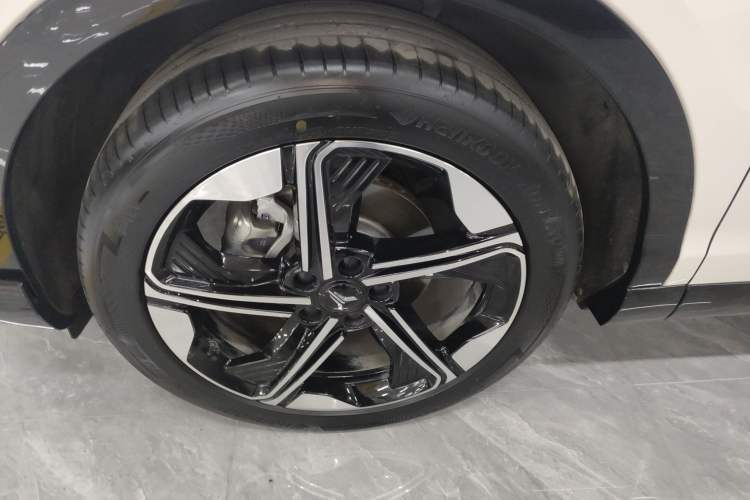 Used VOYAH COURAGE 2024 Long-Range Supercharge Edition