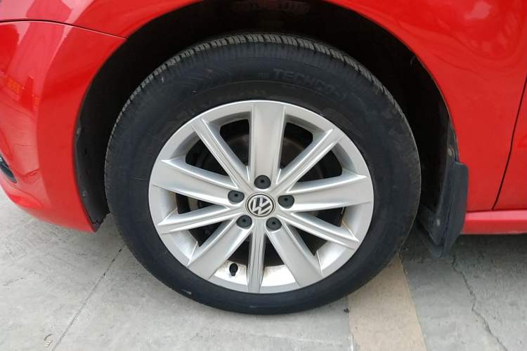 Used Volkswagen Polo 2014 1.6L Automatic Comfort Edition