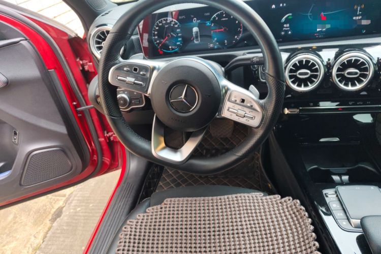 Used Mercedes-Benz A-Class 2020 Restyled A 200 L Sport Sedan Fashion Version
