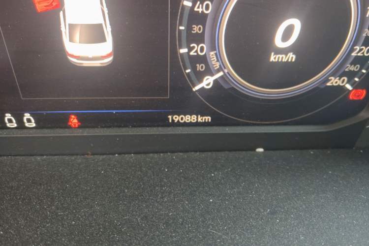 Used Volkswagen Tayron GTE Plug-in Hybrid 2022 1.4T Luxury Edition Odometer Close Up