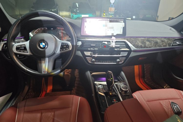 Used BMW 5 Series 2022 Restyled 525Li Luxury Package Interior 2