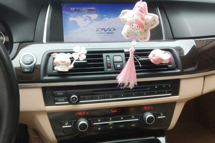 Used BMW 5 Series 2014 525Li Leading Model Audio And AC Panel