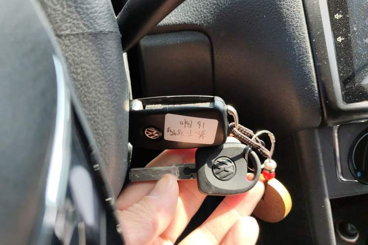 Used Volkswagen Polo 2016 1.6L Automatic Comfort Model