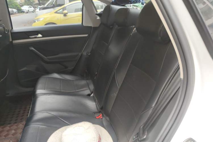 Used Volkswagen Lavida 2021 1.5L Automatic Fashion Edition Left Rear Seat