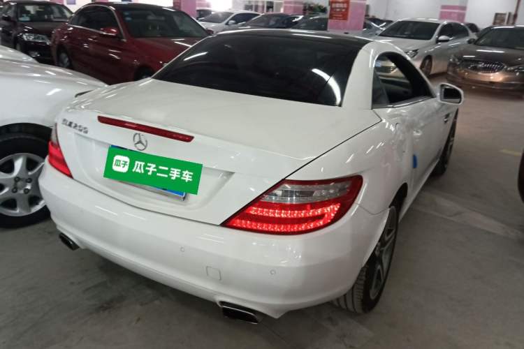 Used Mercedes-Benz SLK-Class 2011 SLK 200 Fashion Model