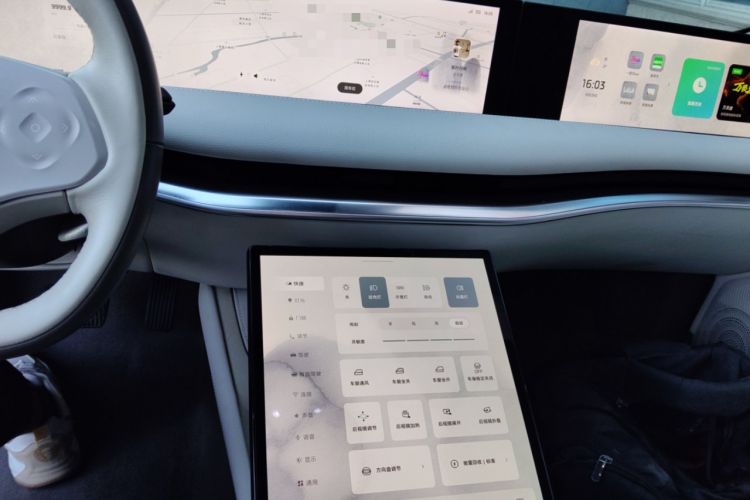 Used IM L7 2022 Dynamic Model Audio And AC Panel