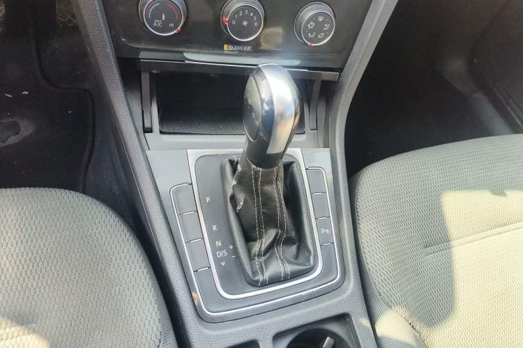 Used Volkswagen Golf 2016 1.6L Automatic Comfort Model