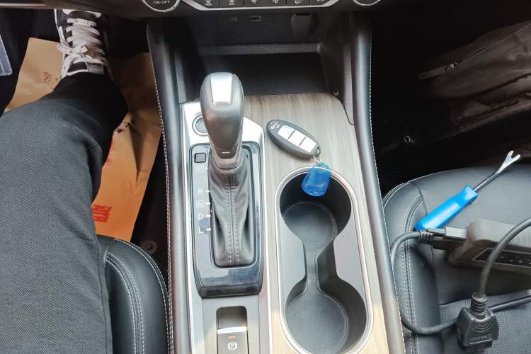 Used Nissan Teana 2021 2.0L XL Upper AD1 Smart Drive & Navigation Edition Gear Lever