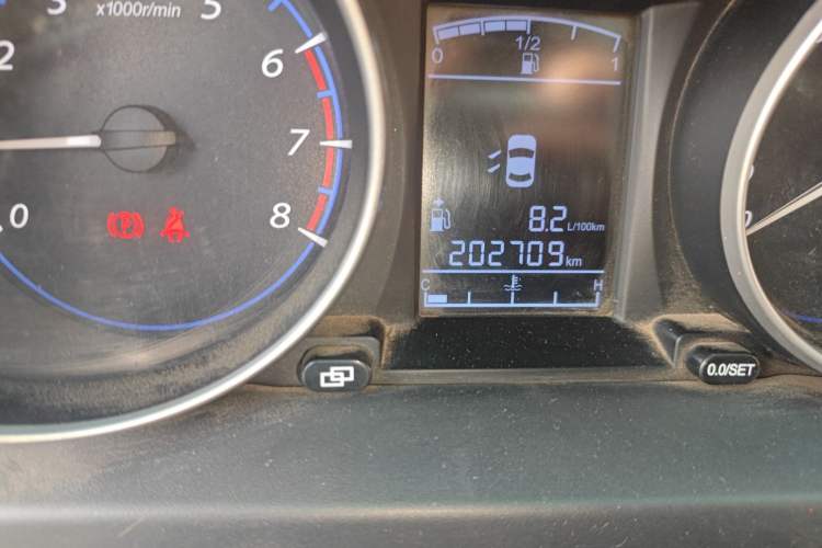 Used FORTHING Joyear X5 2015 1.6L Manual Luxury Model
