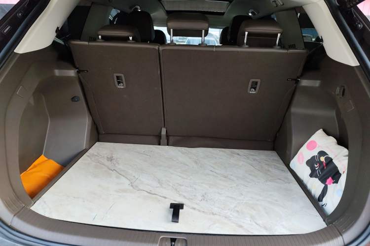 Used Volkswagen Viloran 2022 330TSI Luxury Edition
