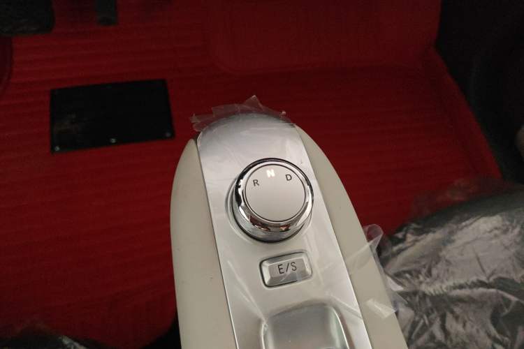 Used CHANGAN NEVO Lumin 2025 205 km Xiangqin Version Gear Lever
