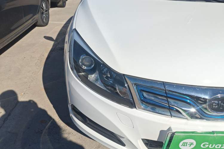 Used BYD e5 2018 450 Smart Connect Deluxe Edition
