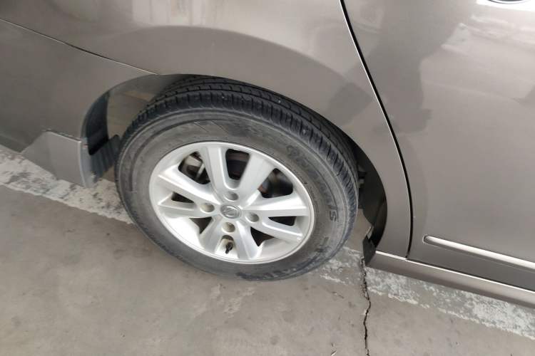 Used Nissan Sylphy 2016 Classic 1.6XE Manual Leading Edition Right Rear Wheel Hub
