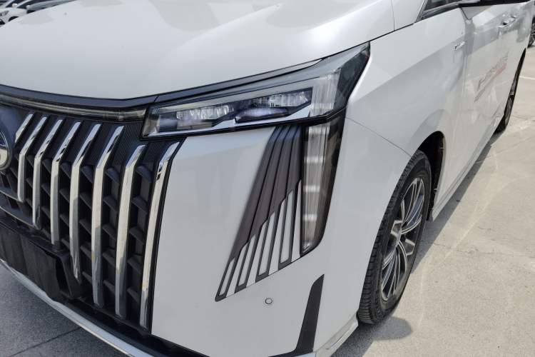 Used GAC Trumpchi M8 2024 Master Series Super Hybrid Edition
