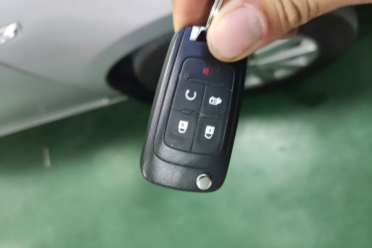 Used Buick GL8 2018 28T Luxury Model China VI Standard