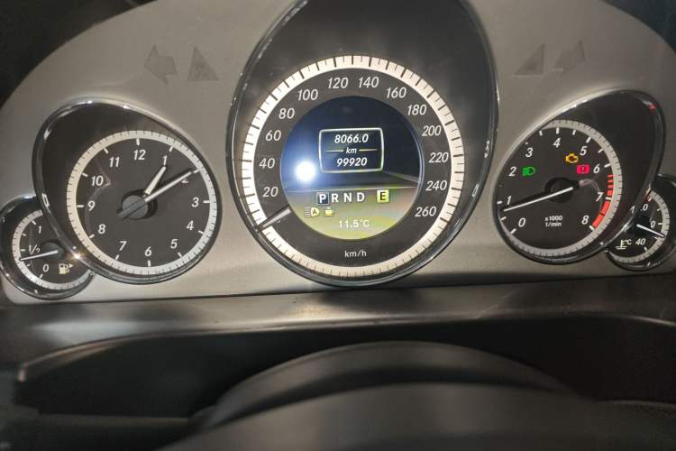 Used Mercedes-Benz E-Class 2011 E 260 CGI Coupe