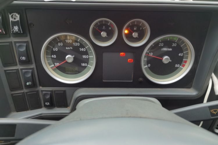 Used Iveco Daily 2009 2.5T-A35 7-Seater
