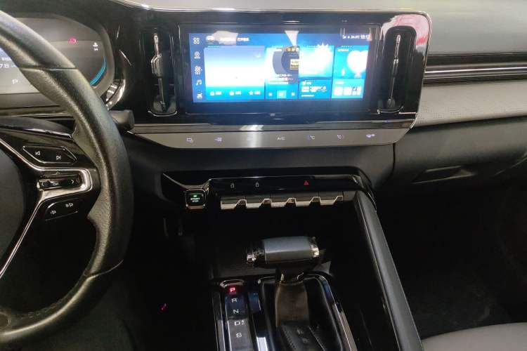 Used Baojun RC-5 2020 1.5T CVT Smart Shine Prestige Edition